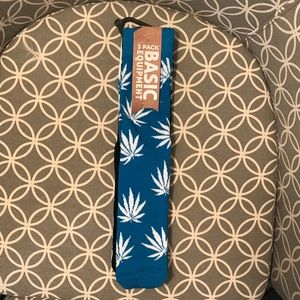 Pot Leaf Crew Socks 3 pack (brand new with tags)